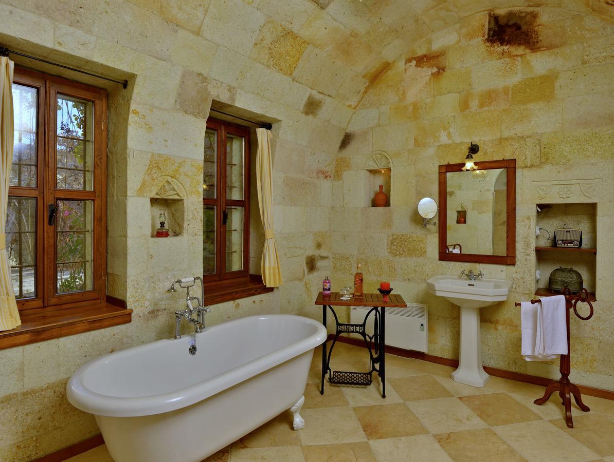 Esbelli Evi Cave Houses أوروغوبْ المظهر الخارجي الصورة